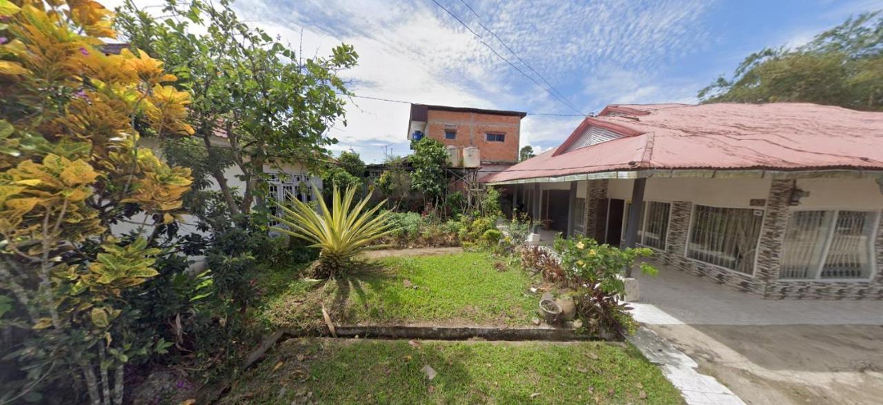 Gabelo Guest House Bukittinggi Buitenkant foto