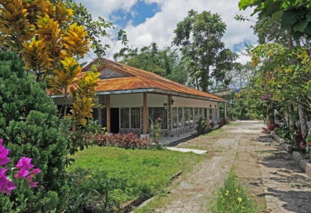 Gabelo Guest House Bukittinggi Buitenkant foto