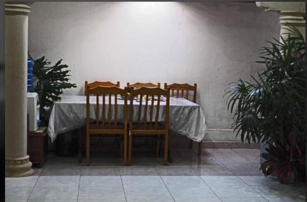 Gabelo Guest House Bukittinggi Buitenkant foto