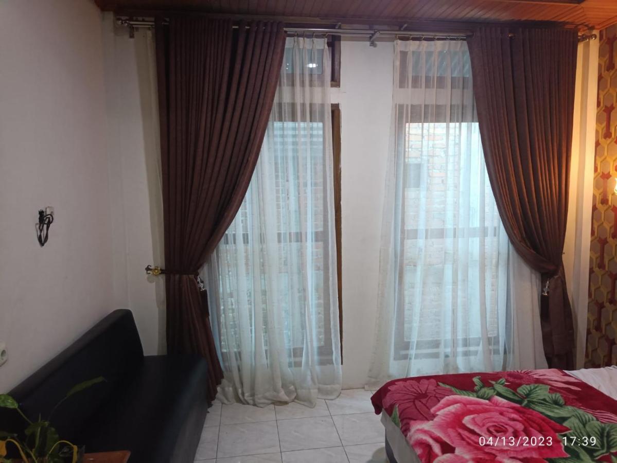 Gabelo Guest House Bukittinggi Buitenkant foto