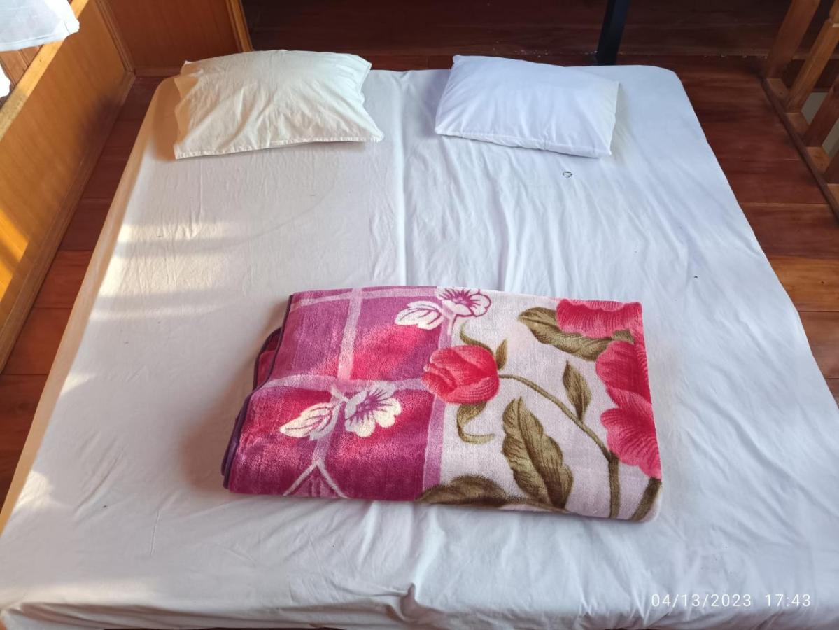 Gabelo Guest House Bukittinggi Buitenkant foto